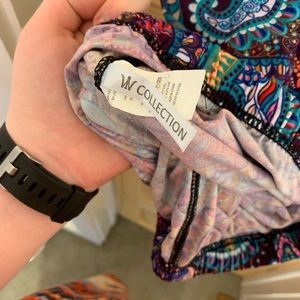 crown collection Pants - Vibrant paisley leggings crown collection Pants - Vibrant paisley leggings